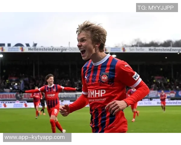 拜仁小将麦克身价首次达150万欧未来发展潜力无限