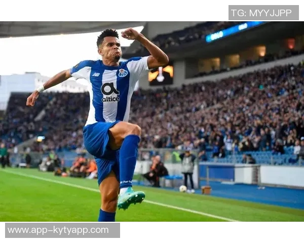 埃贝尔赞迪亚斯攻防兼备的出色表现展现了积极防守的精神