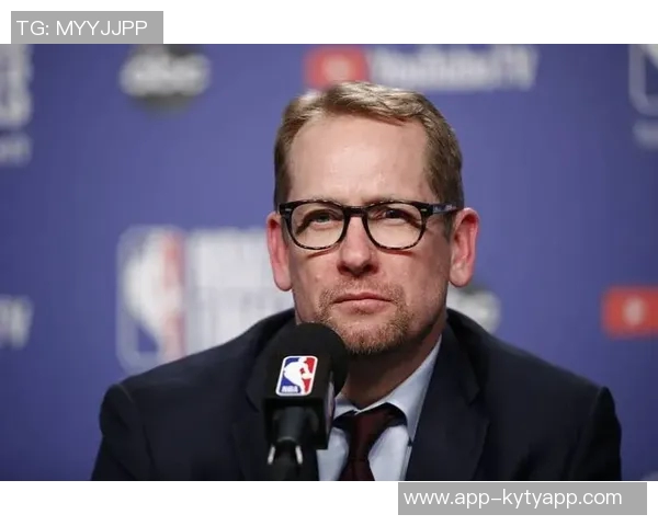 赵发庆坦言队员努力但状态欠佳直指教练需反思调整