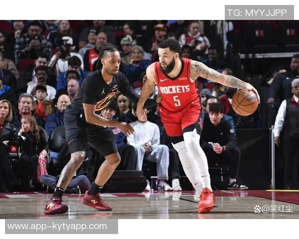 米切尔表现稳健全能发挥助力球队取得胜利贡献22分6篮板4助攻等数据