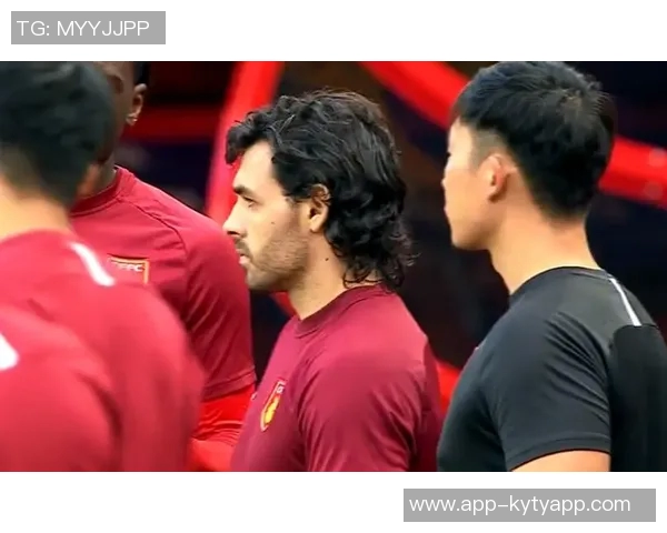 加比亚谈更衣室氛围不佳期待全队共同努力赢得比赛