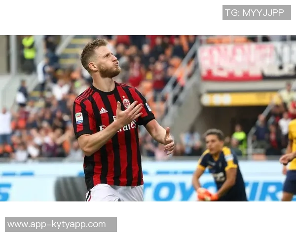 老队友重聚德米凯利斯与马斯切拉诺在迈阿密国际温情合影 老队友重聚德米凯利斯与马斯切拉诺在迈阿密国际温情合影