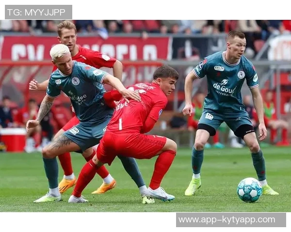 泰勒执裁历史回顾:自罗马欧联决赛后未再执法意大利球队与穆帅球队 泰勒执裁历史回顾:自罗马欧联决赛后未再执法意大利球队与穆帅球队