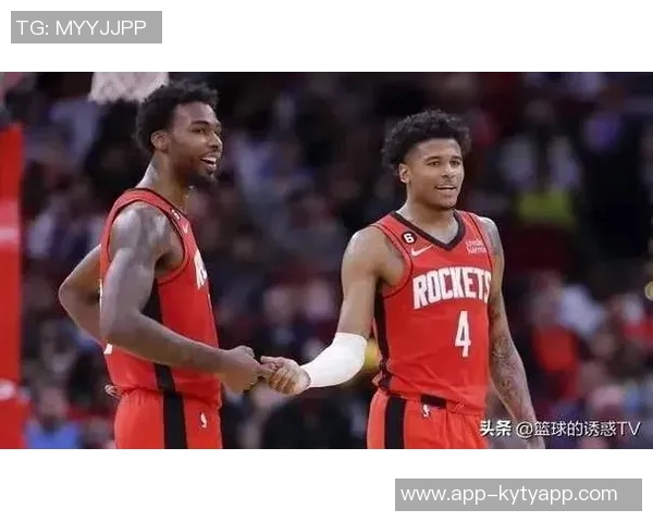 乌度卡确认亚当斯缺席对阵爵士伊森出战待定其他队员状态良好