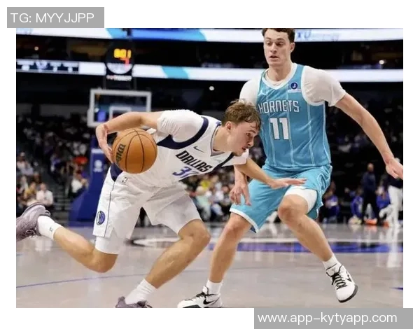 黄蜂主帅称卡尔克布伦纳攻防能力提升7中7砍14分展现出色表现