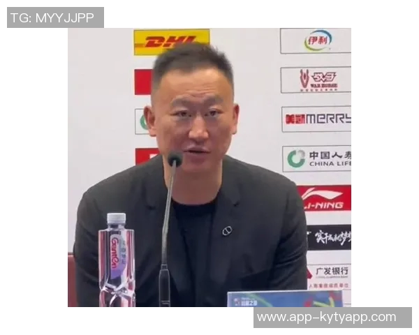 刘维伟透露开拓者教练组对瀚森发展满意并有长期培养计划