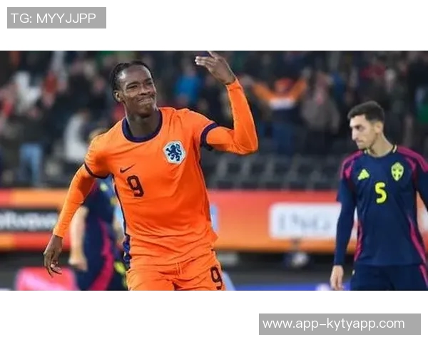 荷兰队官方宣布补招斯特拉斯堡22岁前锋埃梅加加入国家队 荷兰队官方宣布补招斯特拉斯堡22岁前锋埃梅加加入国家队