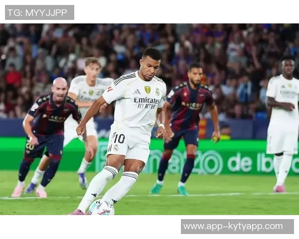 姆巴佩点球破僵局皇马1-0领先塔拉维亚防守失误成关键因素